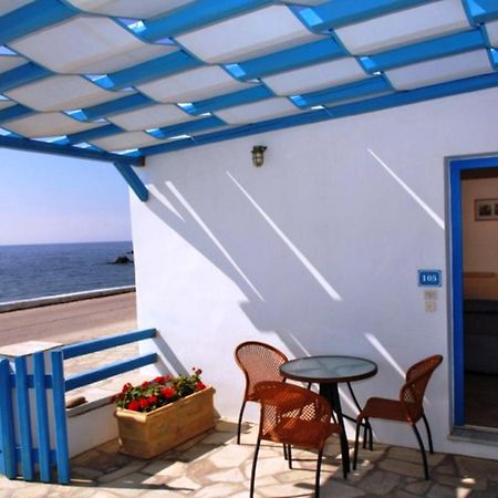 Tinos Koralli Buitenkant foto