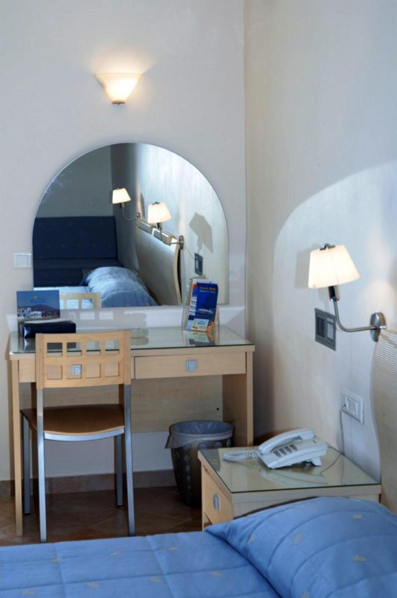 Tinos Koralli Buitenkant foto