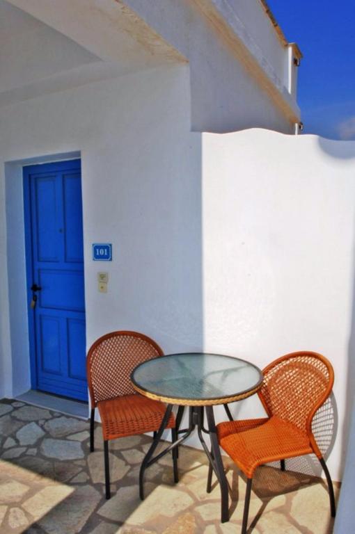 Tinos Koralli Buitenkant foto